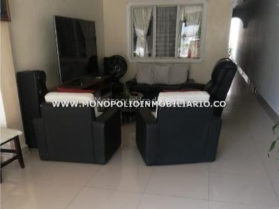Casa de 3 alcobas en venta en Robledo, Medellín, 90 m² · foto 4 de 13