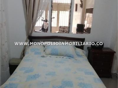 Casa de 3 alcobas en venta en Robledo, Medellín, 90 m² · foto 10 de 13