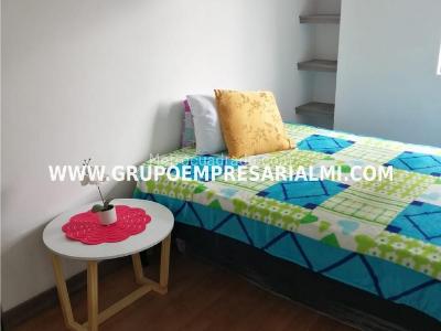 Apartamento de 2 alcobas en arriendo en Laureles, Medellín, 60 m² · foto 13 de 18