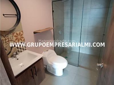 Apartaestudio en arriendo en Manrique, Medellín, 36 m² · foto 15 de 20