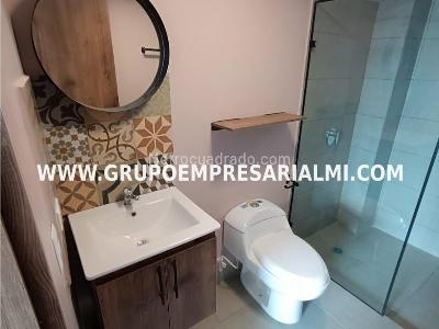 Apartaestudio en arriendo en Manrique, Medellín, 36 m² · foto 18 de 20