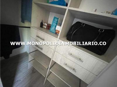 Apartamento de 3 alcobas en arriendo en El Poblado, Medellín, 143 m² · foto 9 de 15