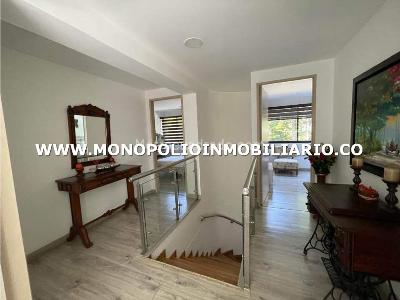 Apartamento de 3 alcobas en arriendo en El Poblado, Medellín, 143 m² · foto 12 de 15