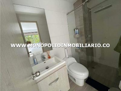 Apartamento de 3 alcobas en arriendo en El Poblado, Medellín, 143 m² · foto 13 de 15