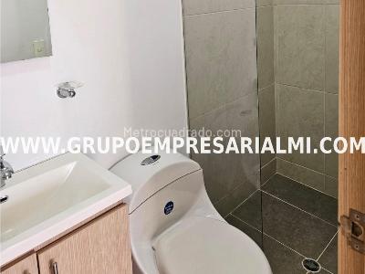 Apartamento de 2 alcobas en venta en Parque, Sabaneta, 55 m² · foto 11 de 20