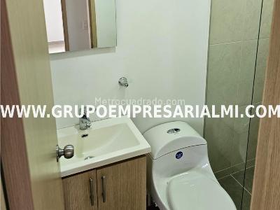 Apartamento de 2 alcobas en venta en Parque, Sabaneta, 55 m² · foto 13 de 20