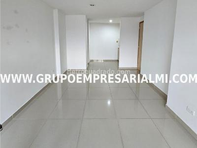 Apartamento de 2 alcobas en venta en Parque, Sabaneta, 55 m² · foto 2 de 20