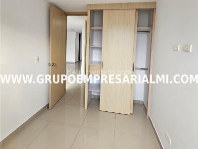 Apartamento de 2 alcobas en venta en Parque, Sabaneta, 55 m² · foto 5 de 20