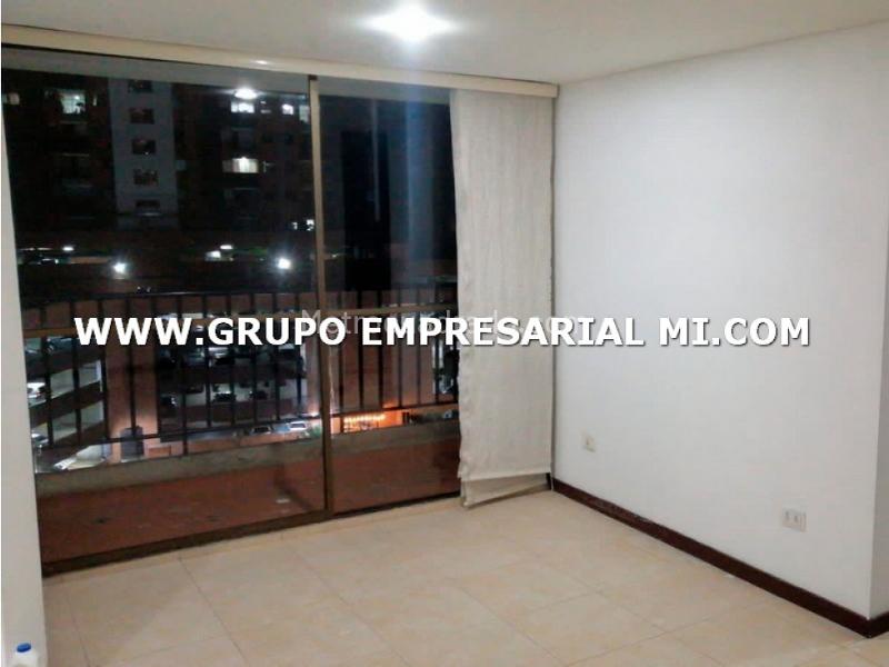 Modern 3BR Apartment in Rodeo Alto, Belen - 2