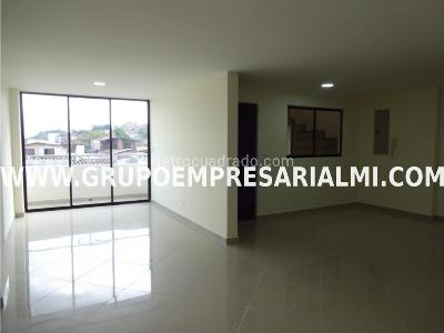 Apartamento de 3 alcobas en venta en Cabañitas, Bello, 129 m² · foto 2 de 20