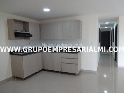 Apartamento de 3 alcobas en venta en Cabañitas, Bello, 129 m² · foto 6 de 20
