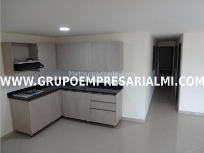 Apartamento de 3 alcobas en venta en Cabañitas, Bello, 129 m² · foto 9 de 20