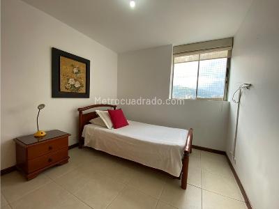Apartamento de 3 alcobas en arriendo en Santa María De Los Ángeles, Medellín, 100 m² · foto 9 de 14