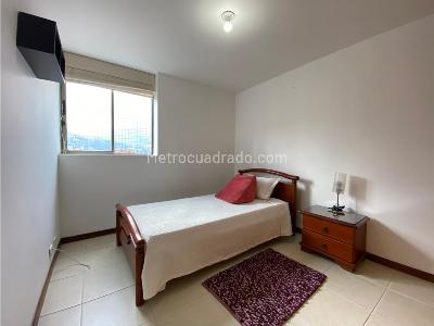 Apartamento de 3 alcobas en arriendo en Santa María De Los Ángeles, Medellín, 100 m² · foto 10 de 14