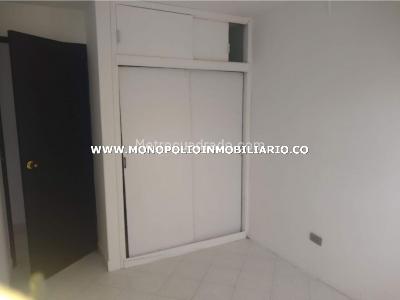 Apartamento de 3 alcobas en venta en Belen, Medellín, 65 m² · foto 6 de 8