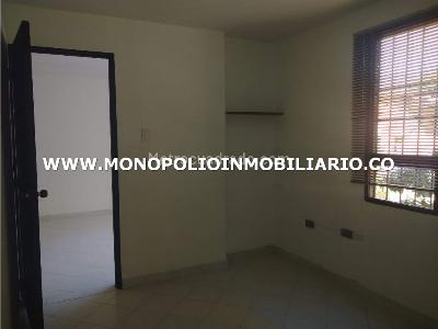 Apartamento en venta en Belen, Medellín · foto 4 de 8