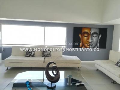 Apartamento de 5 alcobas en venta en El Poblado, Medellín, 770 m² · foto 2 de 12