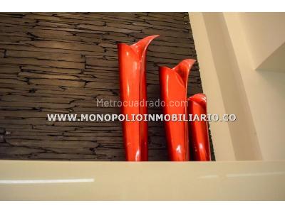 Apartamento de 5 alcobas en venta en El Poblado, Medellín, 770 m² · foto 5 de 12