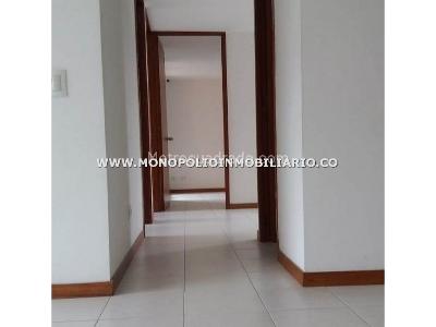 Apartamento en venta en Los Colores, Medellín · foto 2 de 11