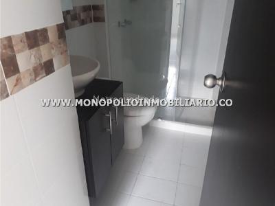 Apartamento de 3 alcobas en venta en Niquia, Bello, 70 m² · foto 5 de 17