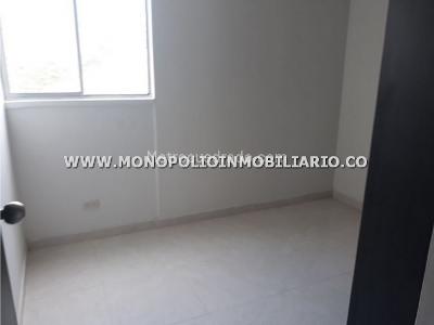 Apartamento de 3 alcobas en venta en Niquia, Bello, 70 m² · foto 13 de 17