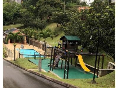 Casa de 4 alcobas en venta en Las Lomitas, Sabaneta, 30 m² · foto 8 de 11