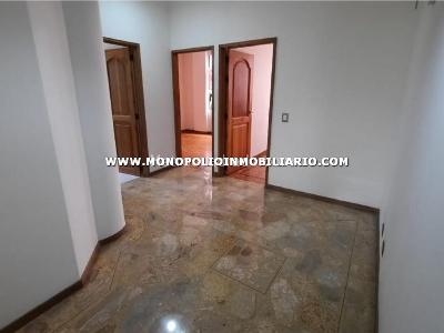 Apartamento de 3 alcobas en venta en Alejandría, Medellín, 256 m² · foto 5 de 16