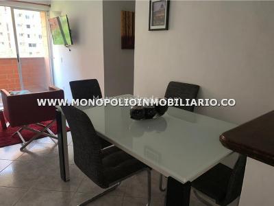 Apartamento de 3 alcobas en arriendo en Los Colores, Medellín, 60 m² · foto 2 de 12