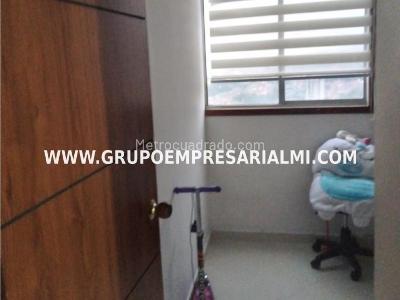 Apartamento en venta en Buenos Aires, Medellín · foto 15 de 19