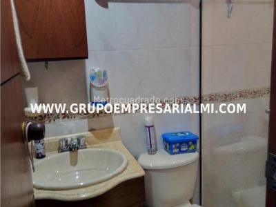 Apartamento en venta en Buenos Aires, Medellín · foto 17 de 19