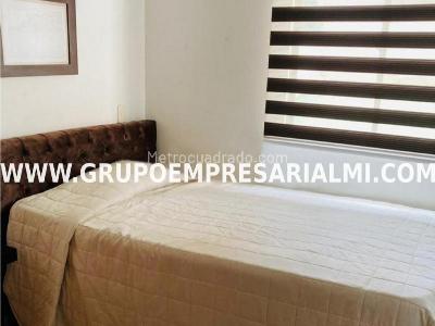 Apartamento de 3 alcobas en arriendo en Laureles, Medellín, 100 m² · foto 8 de 13