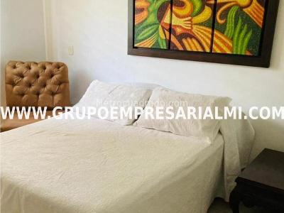 Apartamento de 3 alcobas en arriendo en Laureles, Medellín, 100 m² · foto 9 de 13