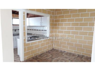 Casa de 5 alcobas en venta en Robledo, Medellín, 159 m² · foto 2 de 6