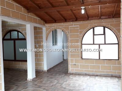 Casa de 5 alcobas en venta en Robledo, Medellín, 159 m² · foto 3 de 6