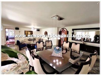Apartamento de 4 alcobas en venta en Laureles, Medellín, 220 m² · foto 4 de 20