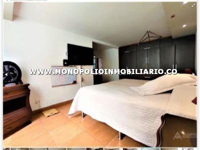 Apartamento de 4 alcobas en venta en Laureles, Medellín, 220 m² · foto 6 de 20