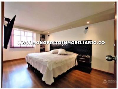 Apartamento de 4 alcobas en venta en Laureles, Medellín, 220 m² · foto 10 de 20