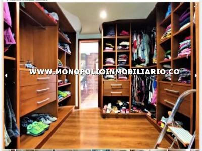Apartamento de 4 alcobas en venta en Laureles, Medellín, 220 m² · foto 11 de 20
