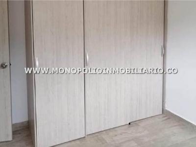 Apartamento de 3 alcobas en venta en Niquia, Bello, 67 m² · foto 6 de 10