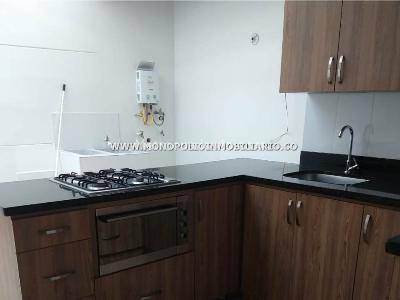 Apartamento en venta en Laureles, Medellín · foto 2 de 17