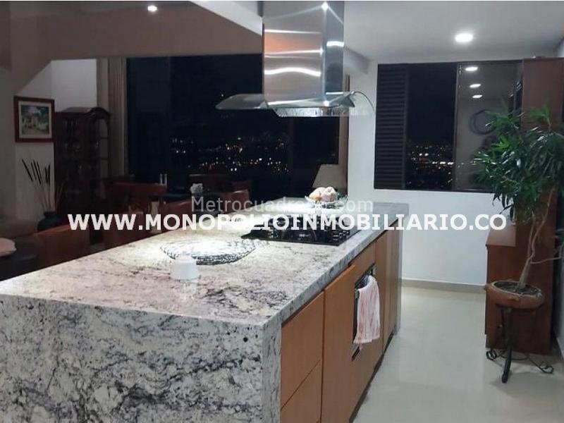 Furnished Duplex 3BR Apartment for Rent in El Poblado (Las Lomas)
