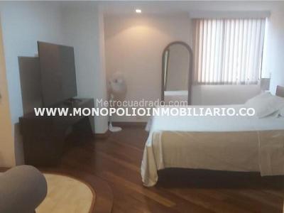 Apartamento de 3 alcobas en arriendo en Las Lomas, Medellín, 240 m² · foto 7 de 13
