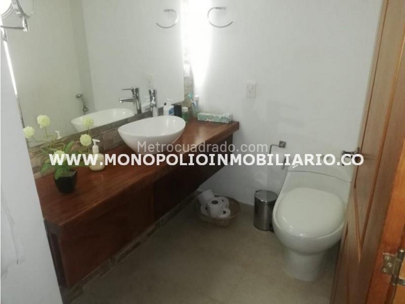 Duplex Amoblado de 3 Alcobas en El Poblado (Las Lomas) - 9