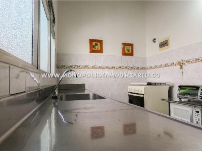 Casa de 4 alcobas en venta en Villa Hermosa, Medellín, 181 m² · foto 3 de 20