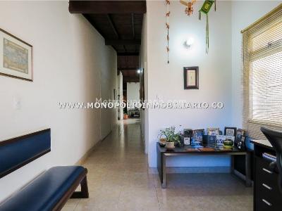 Casa de 4 alcobas en venta en Villa Hermosa, Medellín, 181 m² · foto 6 de 20