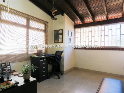 Casa de 4 alcobas en venta en Villa Hermosa, Medellín, 181 m² · foto 15 de 20