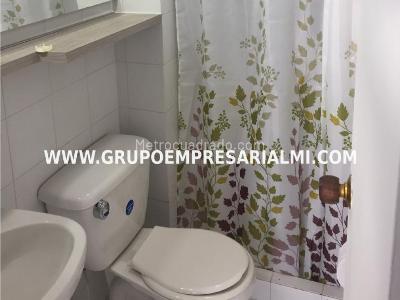 Apartaestudio en arriendo en El Poblado, Medellín, 40 m² · foto 9 de 9