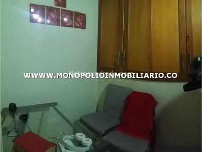 Casa de 4 alcobas en venta en Pedregal, Medellín, 128 m² · foto 3 de 6