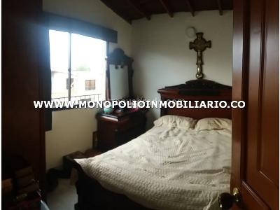 Casa de 4 alcobas en venta en Pedregal, Medellín, 128 m² · foto 4 de 6