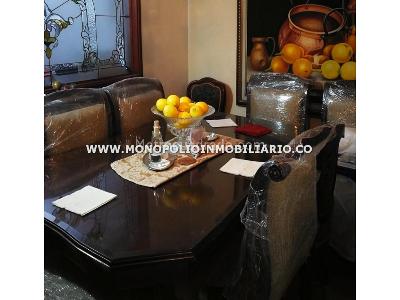 Apartamento de 2 alcobas en venta en Laureles, Medellín, 90 m² · foto 2 de 10